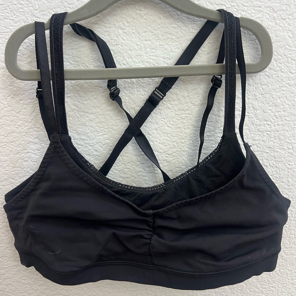 Lululemon Athletica Black Cross-Back Sports Bra